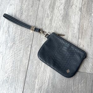 Kendra Scott clutch